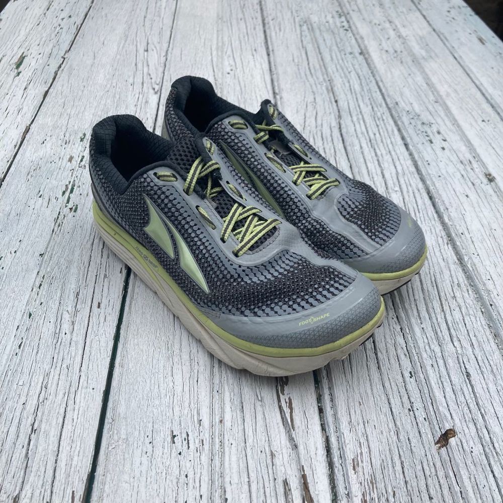 Altra women’s running shoes size 7